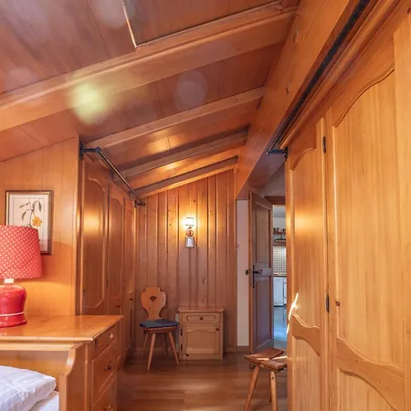 Casa Benedeta, Confortevole E Panoramica 科尔蒂纳丹佩佐