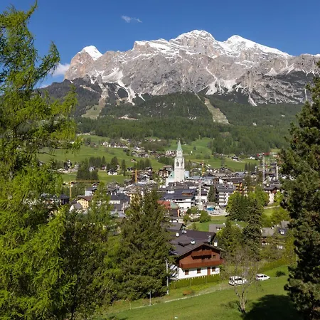 Casa Benedeta, Confortevole E Panoramica Lägenhet *