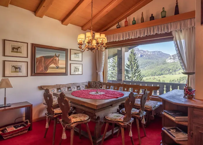 Casa Benedeta, Confortevole E Panoramica Cortina dʼAmpezzo